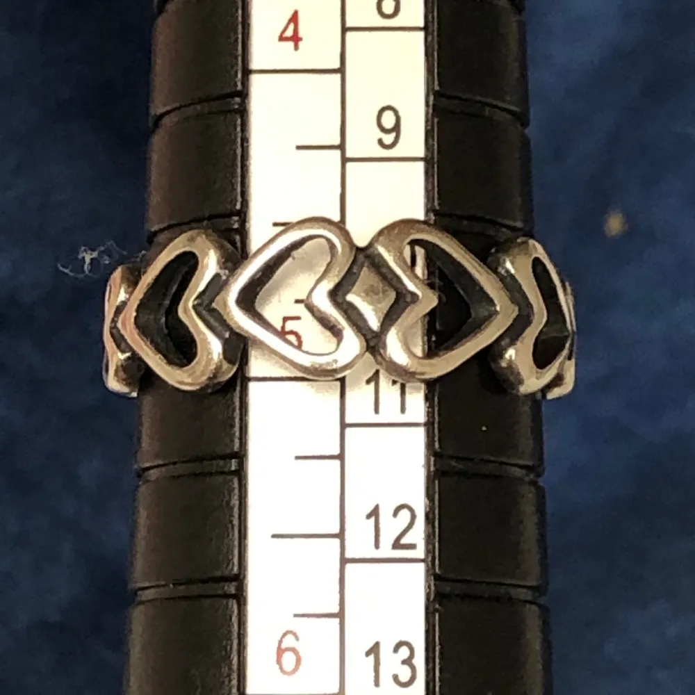 Retired Silpada 925 Silver Hearts Toe Ring - Image 5