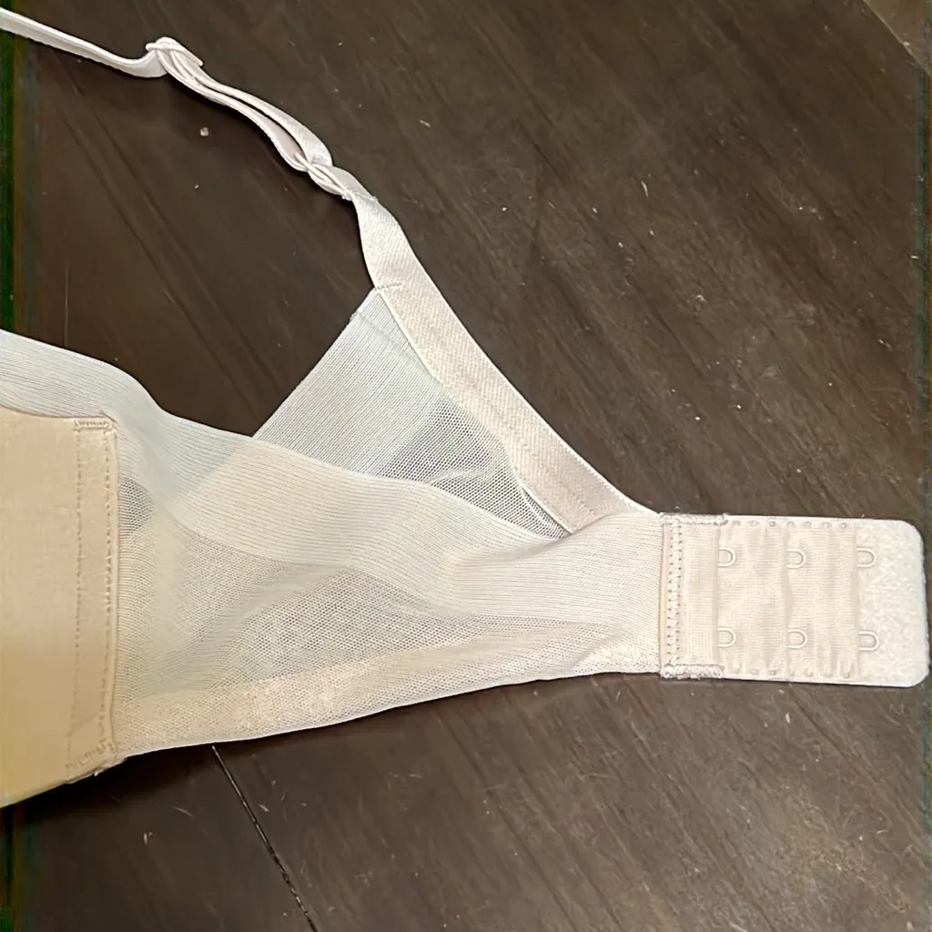 Wacoal  Ultimate Wire Free Side Smoothing Bra- NWOT - Image 5