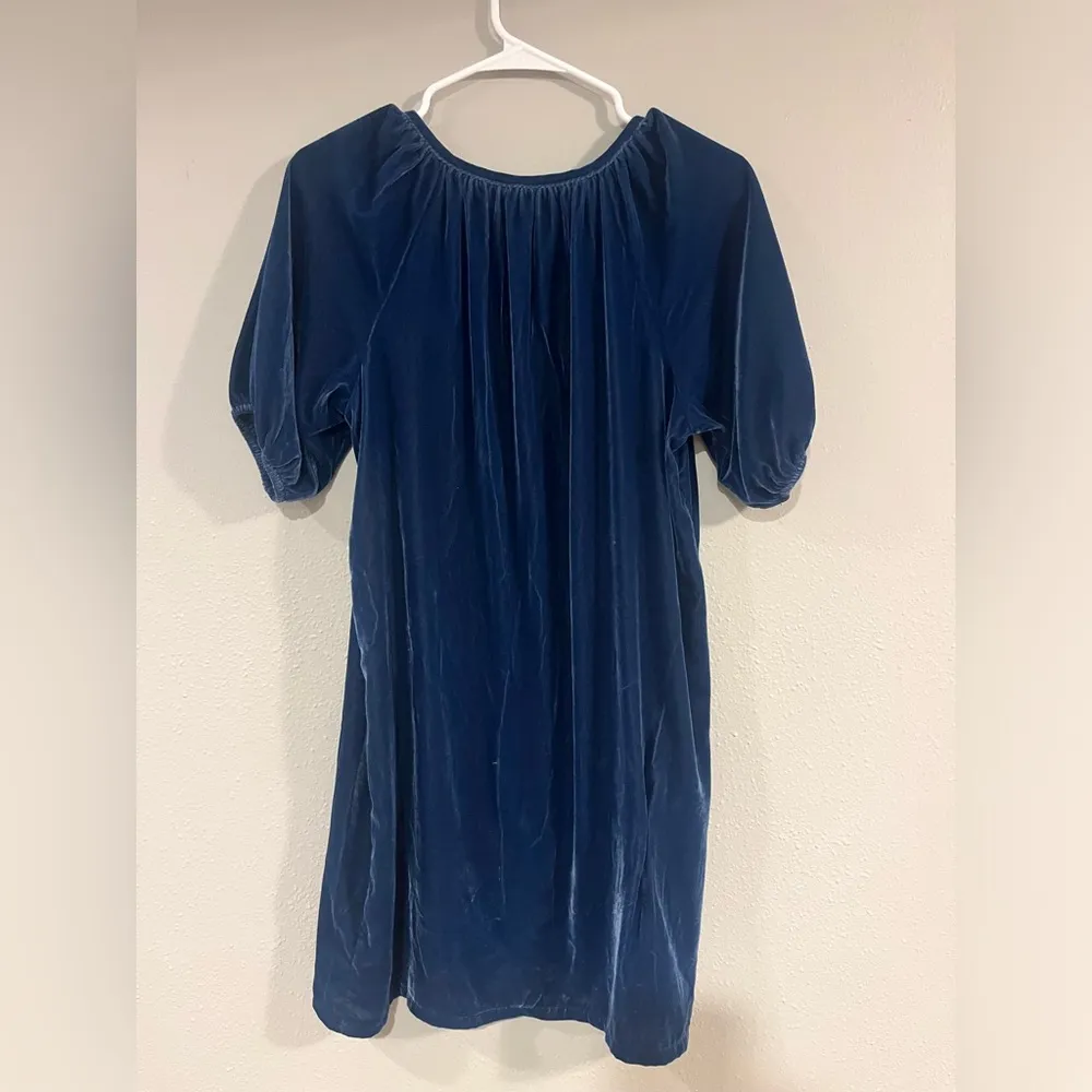 Old Navy Velvet Navy Blue Dress - Image 2