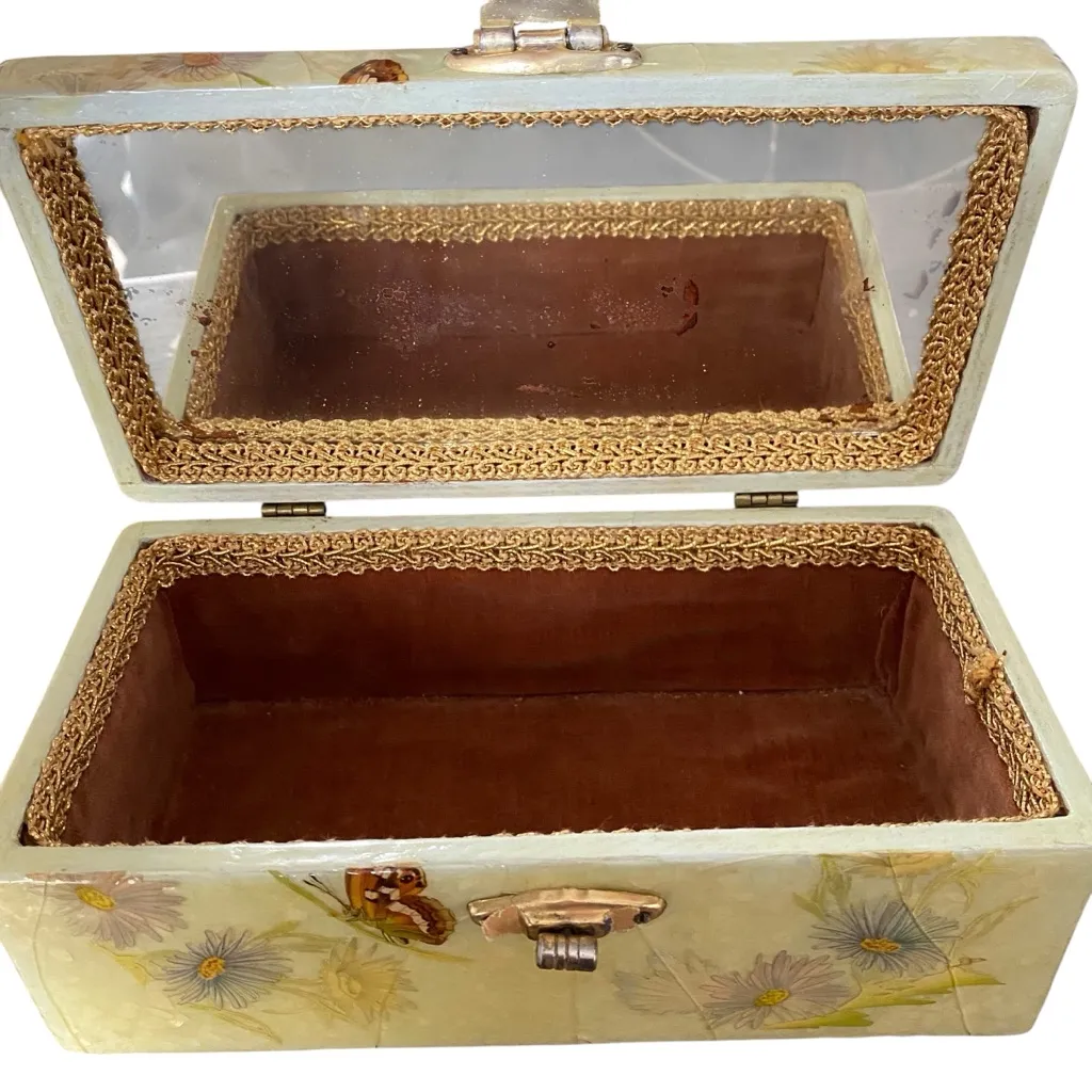 Vintage Yellow Butterfly Purse Box Orange Lucite Handle - Image 9