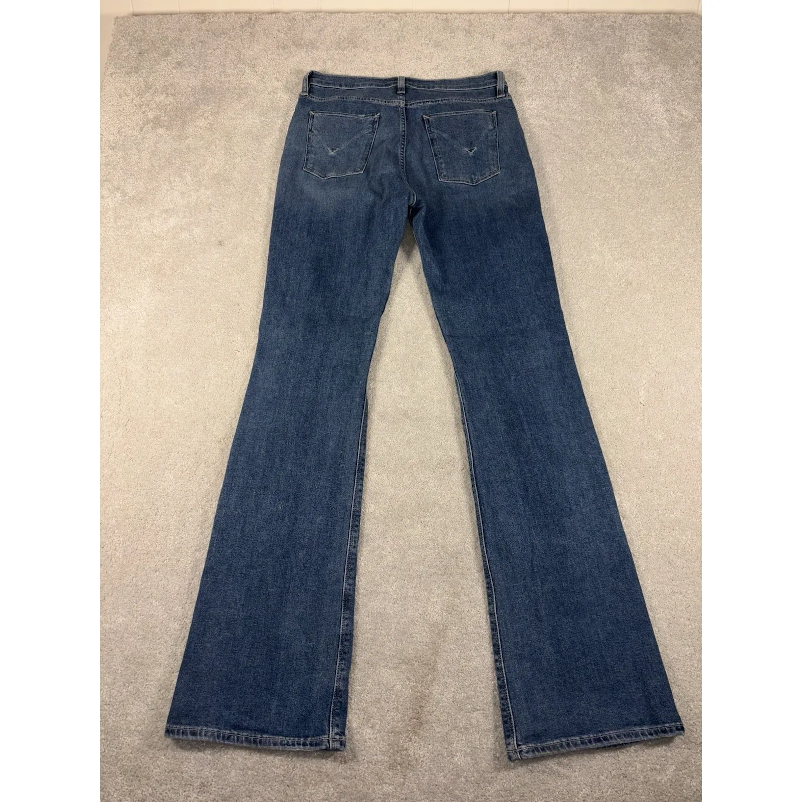 womens hudson flare jeans 30 med wash Inseam 34 Blue - Image 6