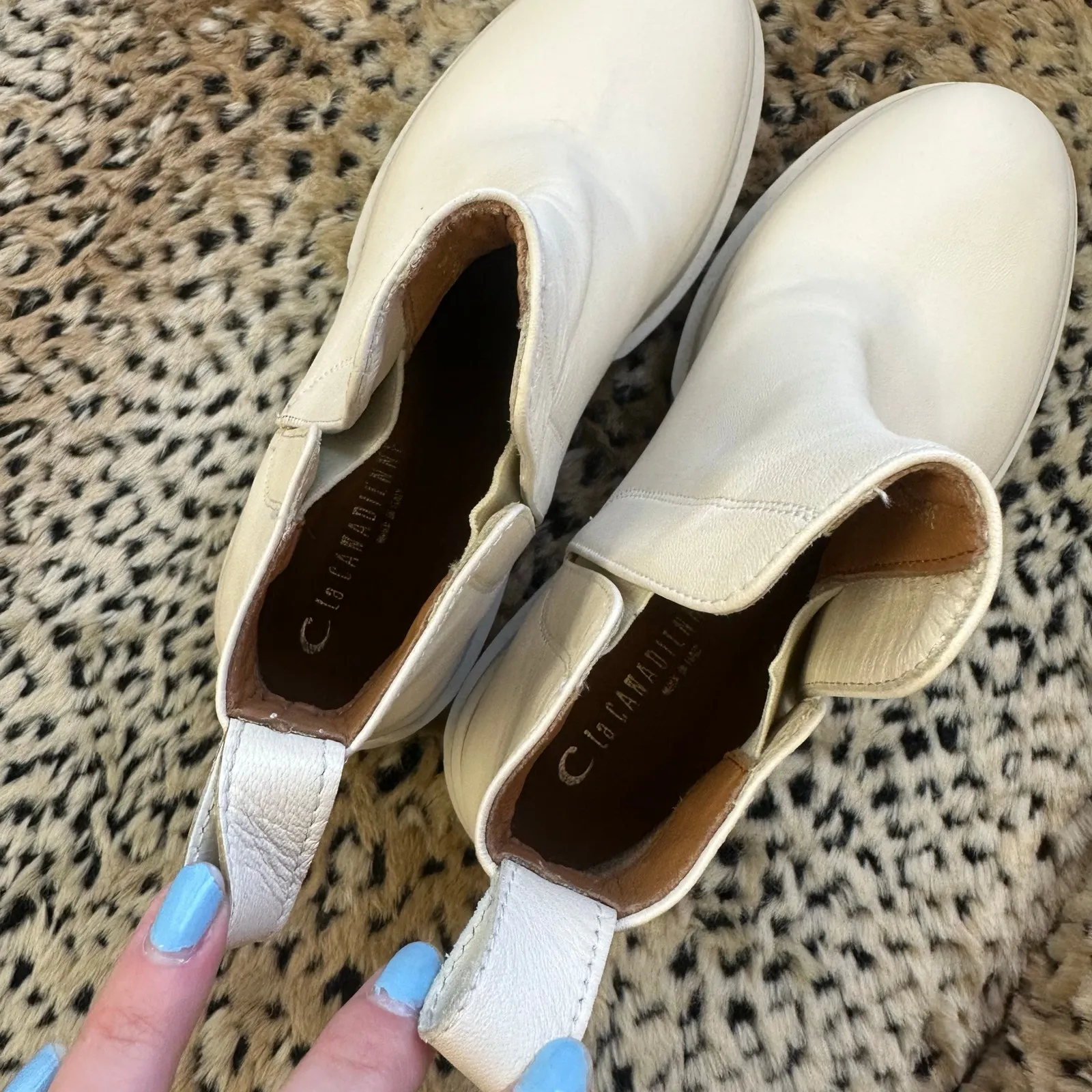 La Canadienne Kash Pull On Lug Sole Booties Off White Leather 36.5 Size 6 - Image 8