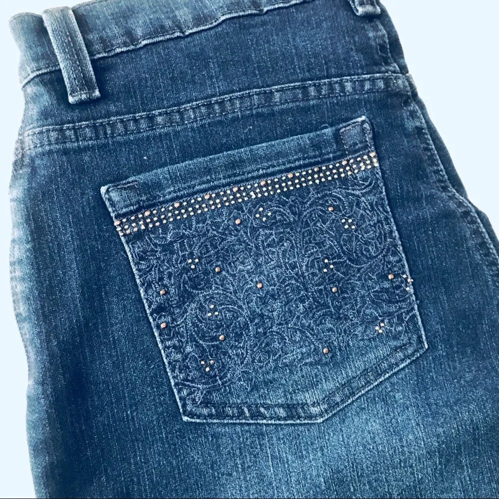 Gloria Vanderbilt Jeans - Image 4