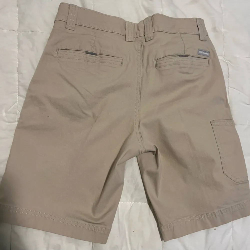 Columbia Women’s Khaki Shorts – Size 30W, NWOT - Image 2