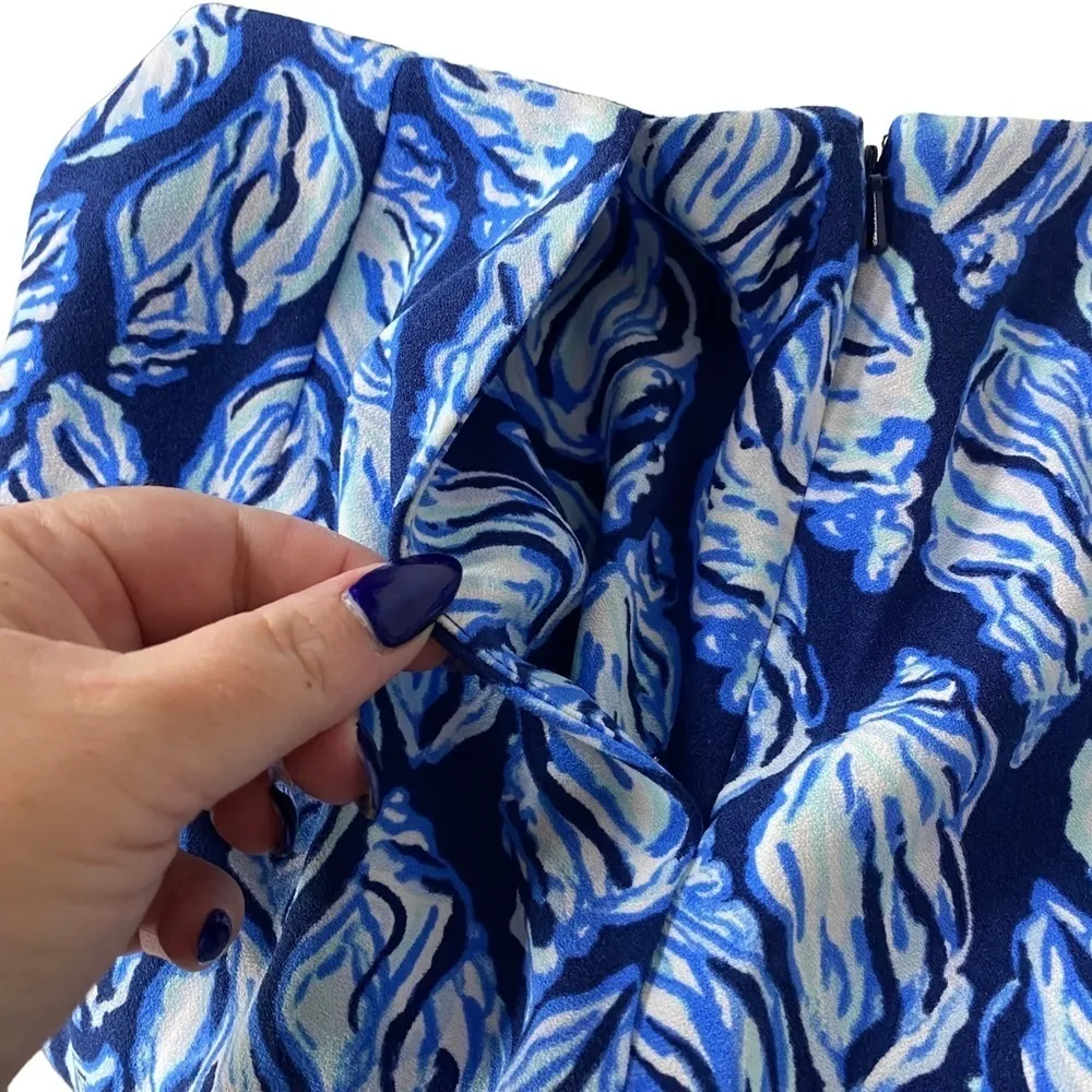 Lilly Pulitzer Kailen Shorts Seashell White Navy Blue 2 - Image 3