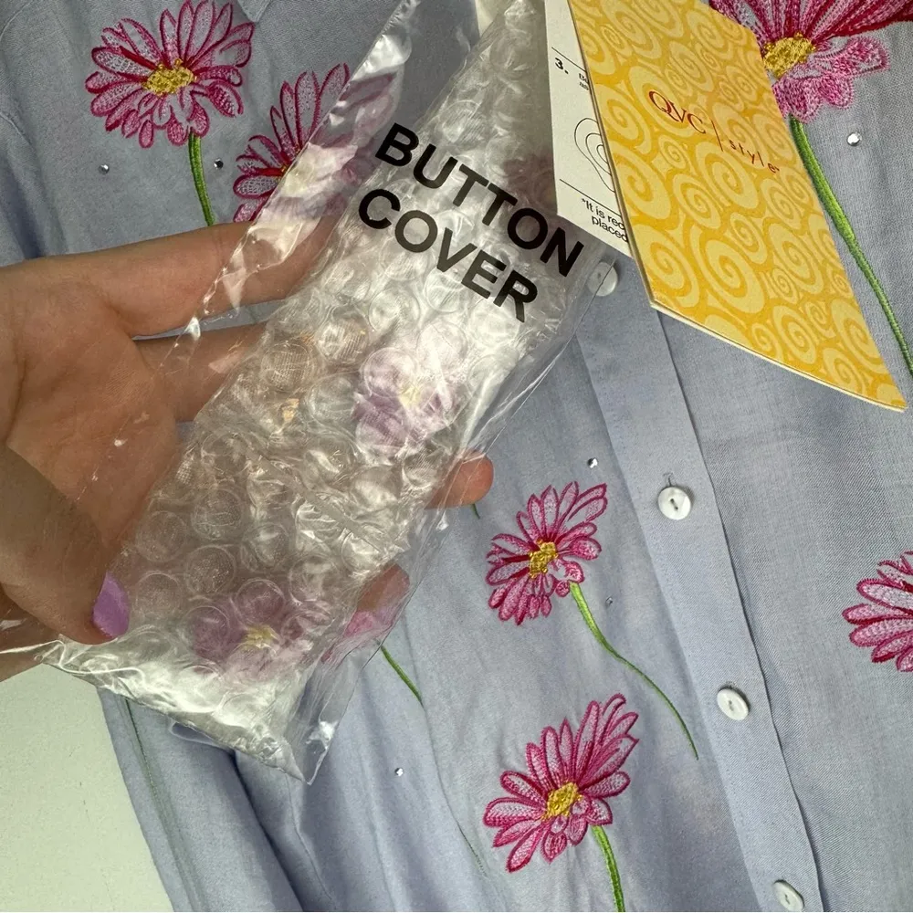 NWT Quacker Factory Womens Floral Embroidered Button Top Sz Medium 100% Ramie - Image 5