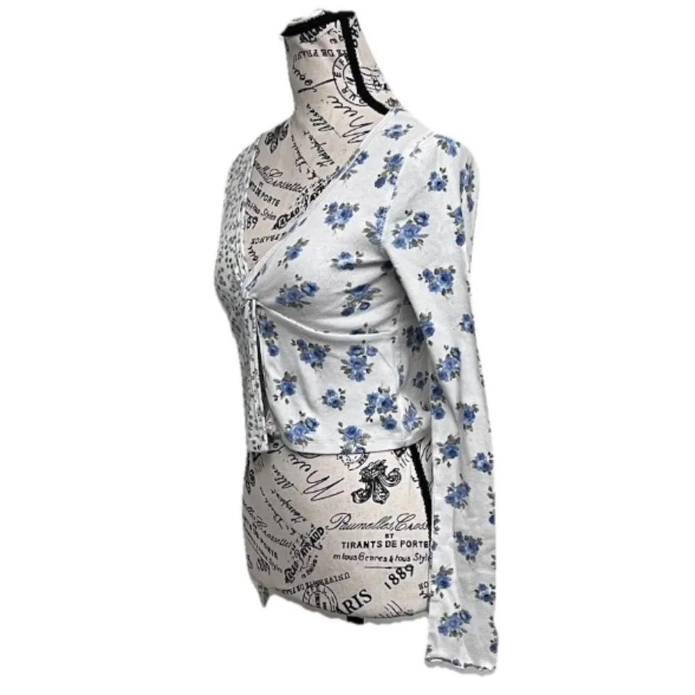 AERO Twist Front Flyaway Floral Crop Top Women’s S Babydoll Cottagecore Coquette - Image 3