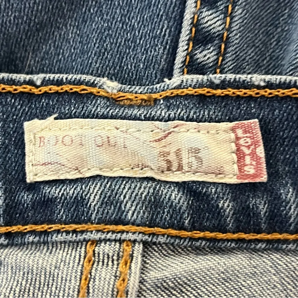 Rare Y2K Levi’s 515 Calico Babe Jeans Bootcut Patchwork Artsy Paint 8 Long - Image 3