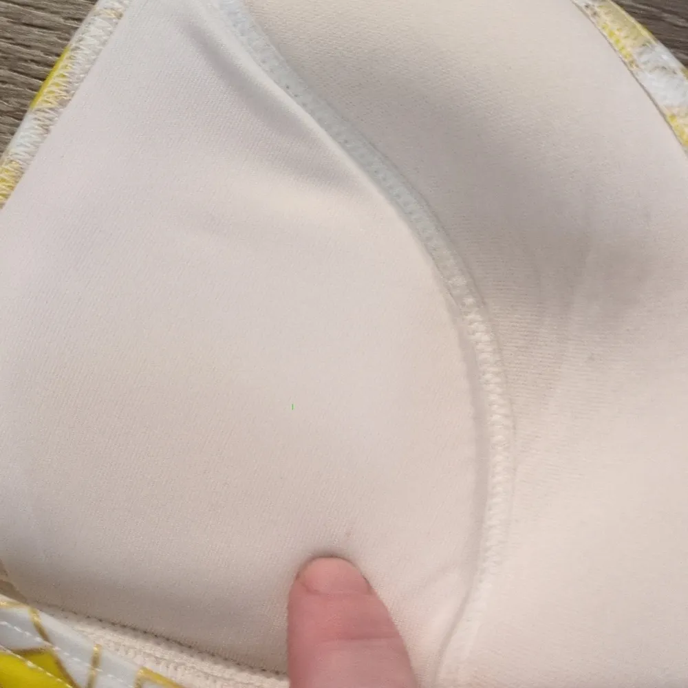 Victoria's Secret Gold/Yellow/White Chain link Tankini Halter Top Size Small - Image 4