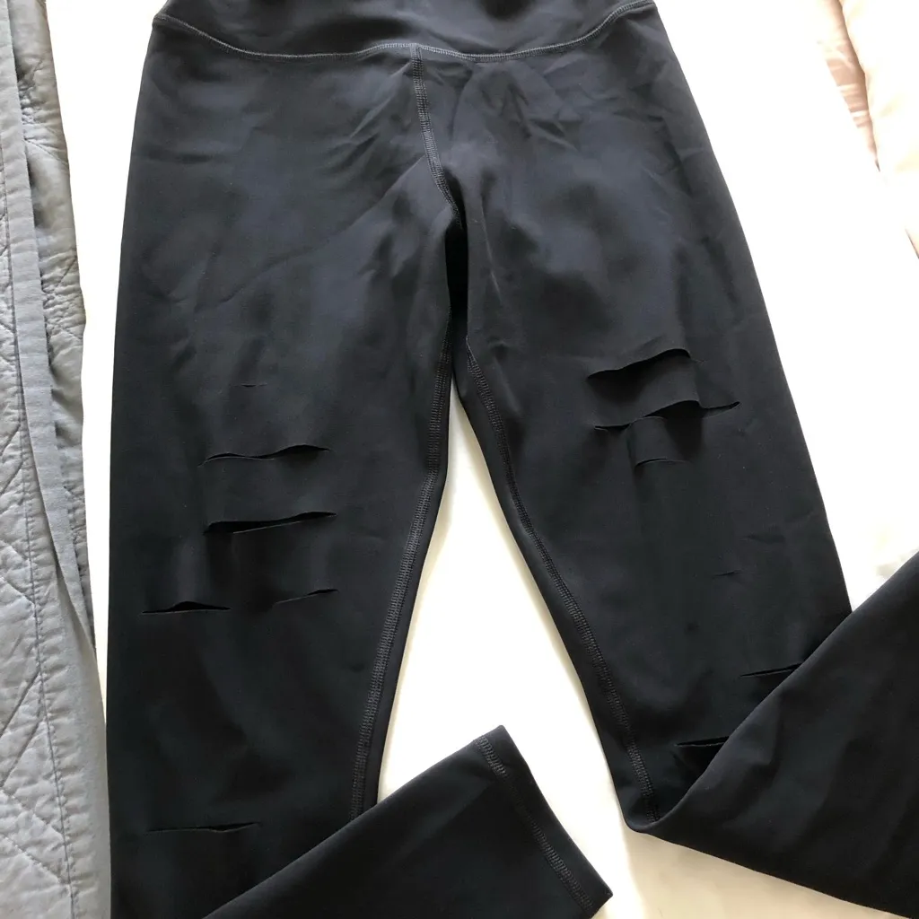 Alo Yoga Ripped Warrior Leggings - vintage Alo from years ago - Image 2