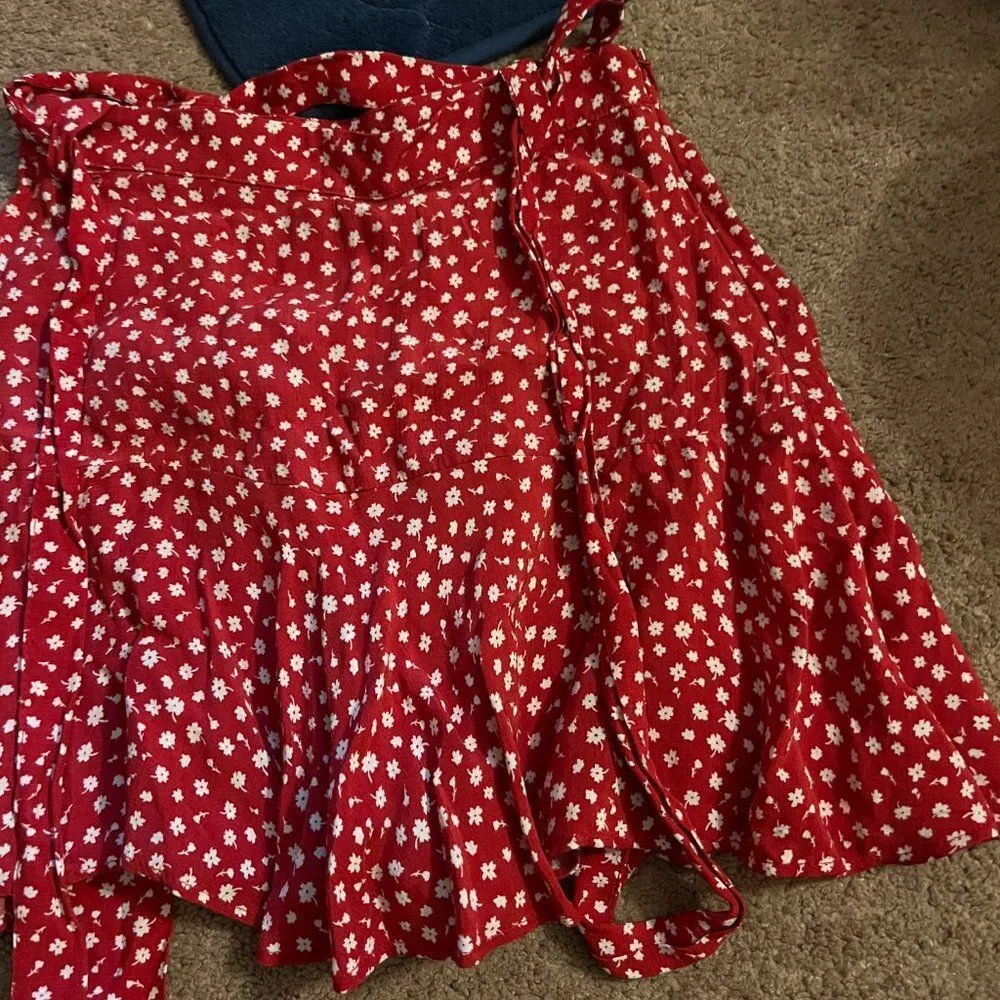 Zara small red skirt - Image 4