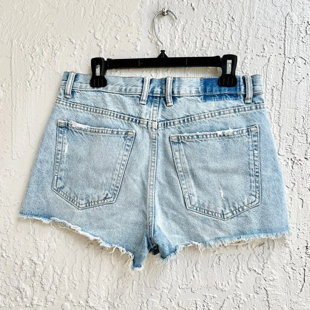 Zara High Rise Ripped Cut Off Shorts Light Wash Denim Blue Women's Size US 8 - Image 3