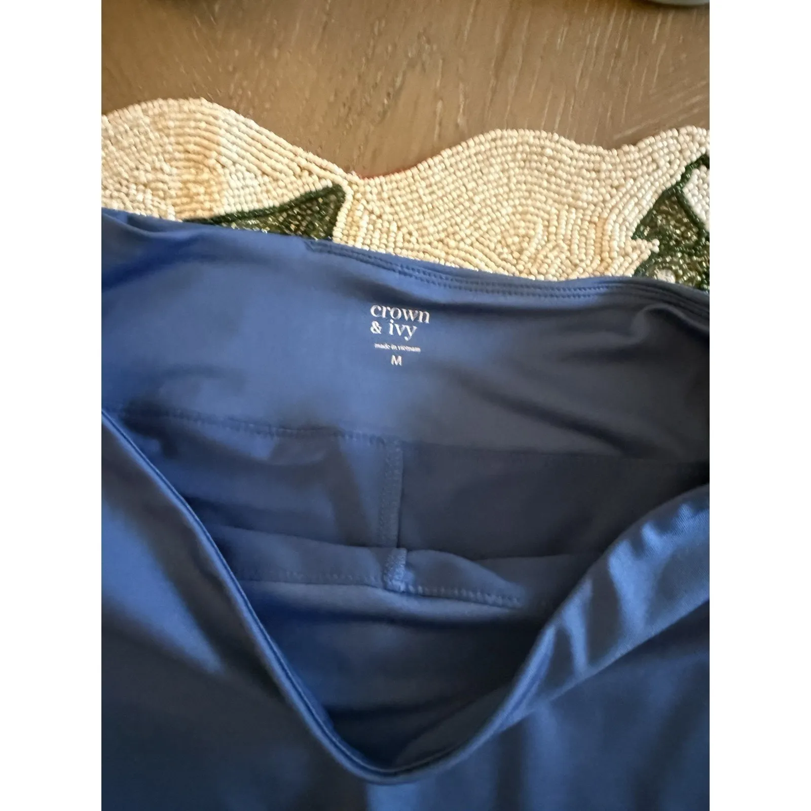 NWT Crown Ivy Navy Scalloped Hem Stretch Skort Sz Medium - Image 3