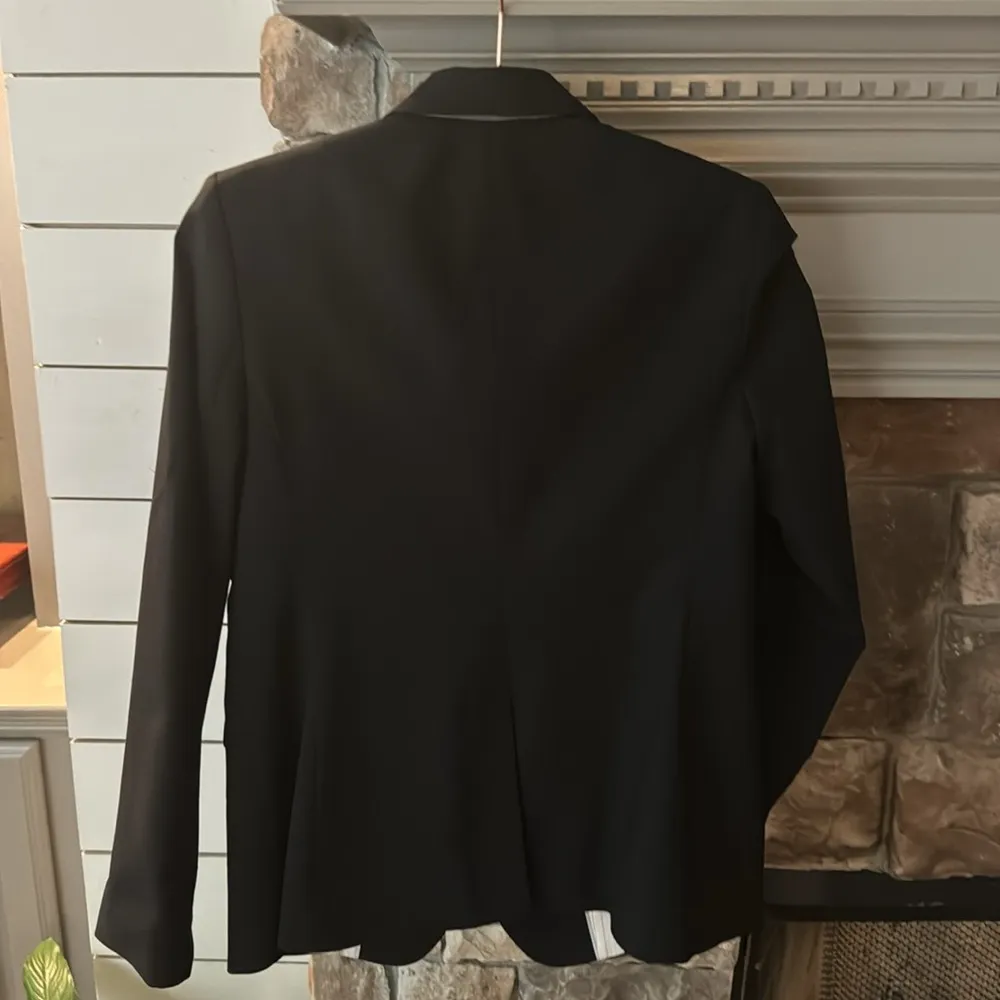 Banana Republic Long & Lean Lightweight Wool Blazer,‎ 6 - Image 4