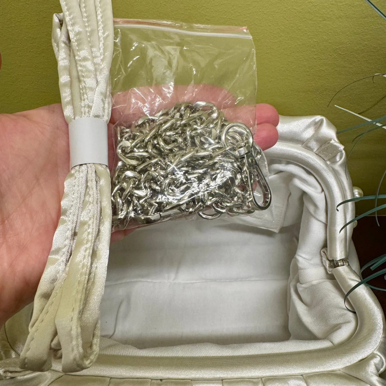 Anthropologie BHLDN Frankie Clutch Pearl Edition White Bridal Black Tie - Image 9