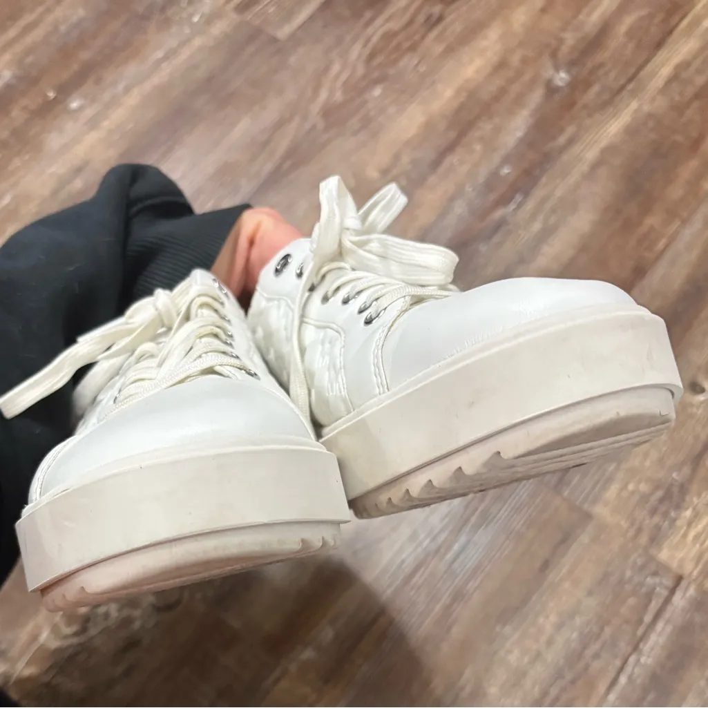 Michael Michael Kors Emmett Puffy Logo White Lace Up Sneakers Casual Luxury 10 - Image 11