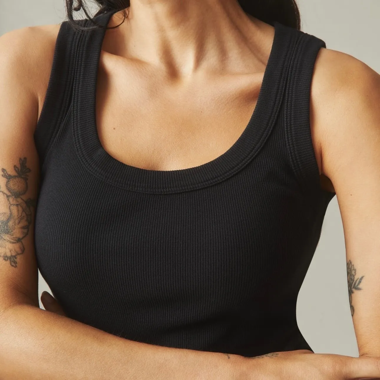 NWOT American Giant Women's Black Ribbed Tank Top Size S Scoop Neck Solid - Image 3