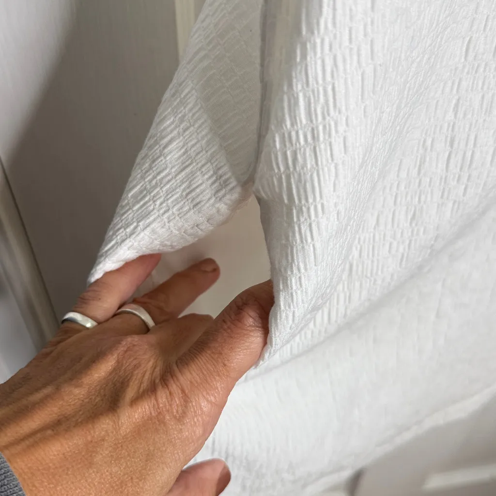 Evereve BB Dakota White V-Neck Ruffle-Sleeve Shift Dress W1870 Sz M - Image 10