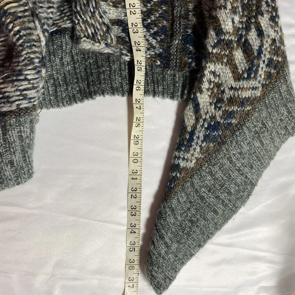 Staring At Stars Aztec Design Hi-Lo Side Open Front Cardigan Size Medium - Image 9