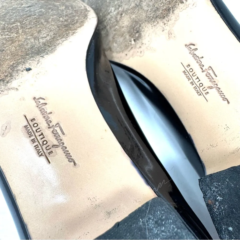 SALVATORE FERRAGAMO black patent leather bow flats, made in Italy, size 9.5B - Image 13