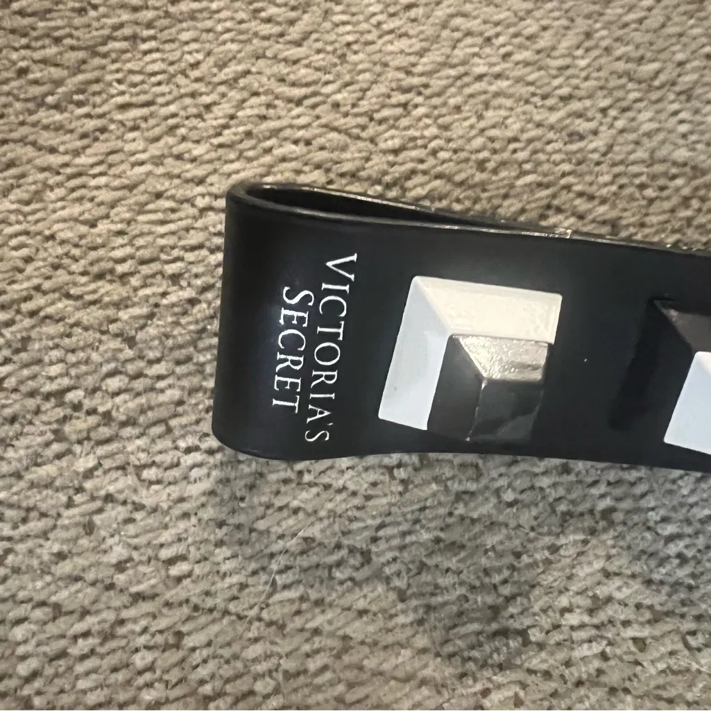 Victoria's Secret Monochrome Keychain - Image 3