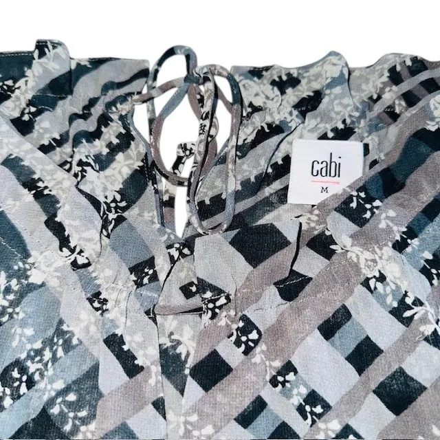 CAbi 3451 Sleeveless Blouse Plaid Trellis‎ Ruffle Neck Keyhole Top Gray Size M - Image 10