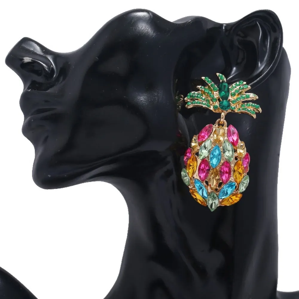 WILD AND BEAUTIFUL PINEAPPLE EARRINGS Green - Image 2