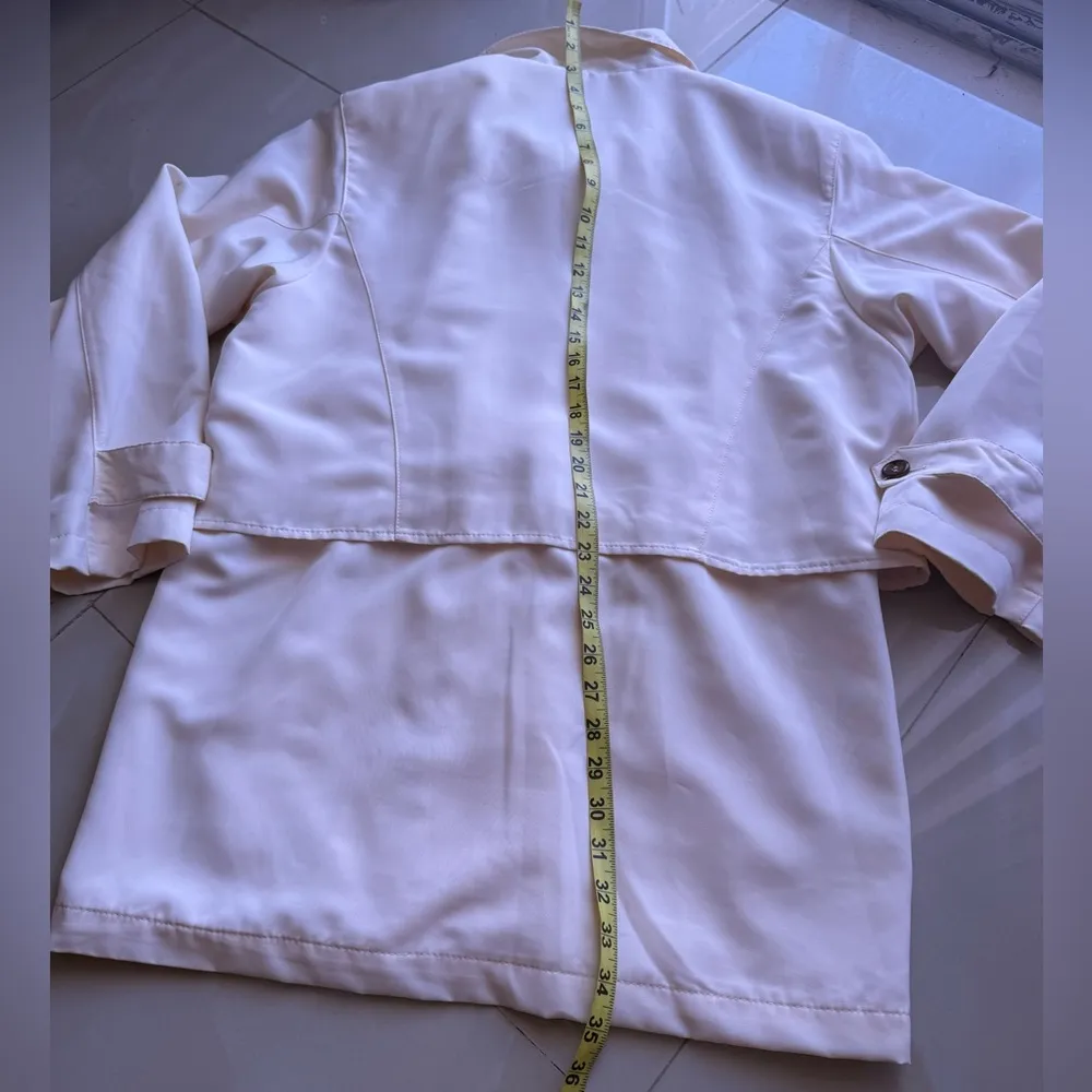 London Fog vintage jacket beige light zipper bottom tie long sleeve size M - Image 6