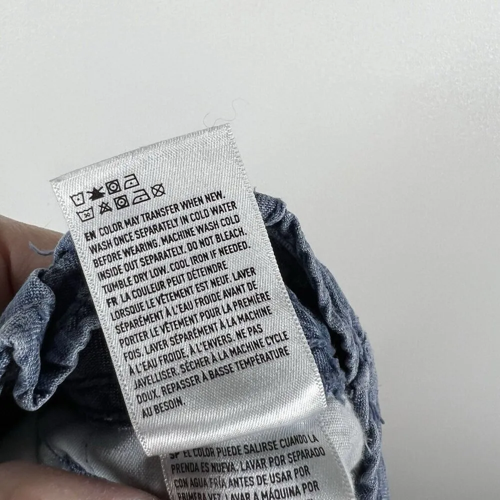 American Eagle Women's Chambray Pleated Paperbag‎ Button Fly Shorts Size 6 - Image 8