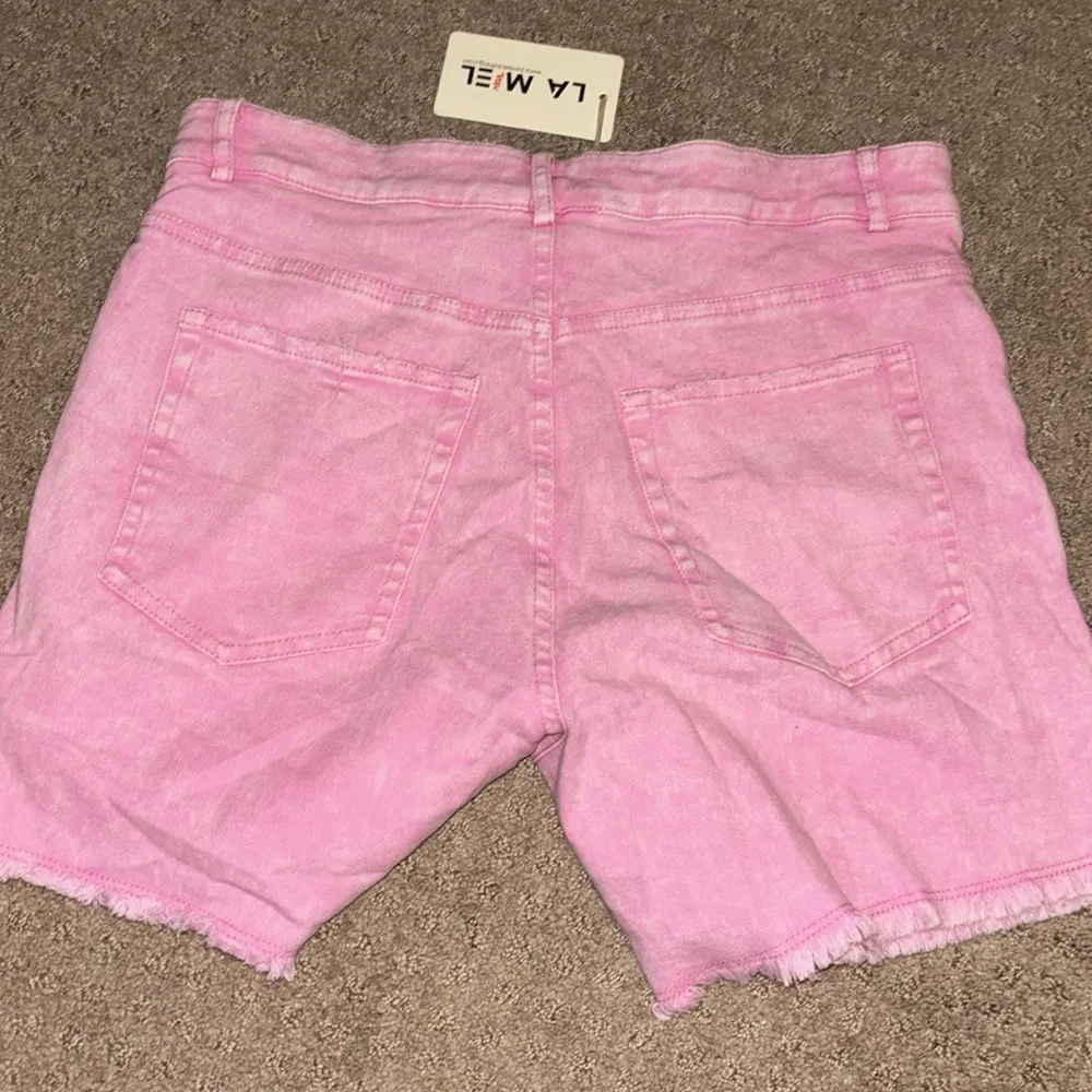 boutique pink shorts Size M - Image 4