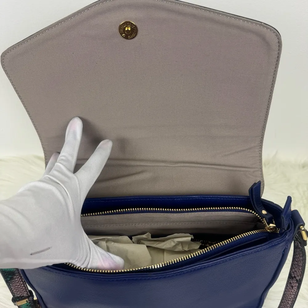 NWOT VICENZO LEATHER Faith Leather Crossbody Bag Blue - Image 10