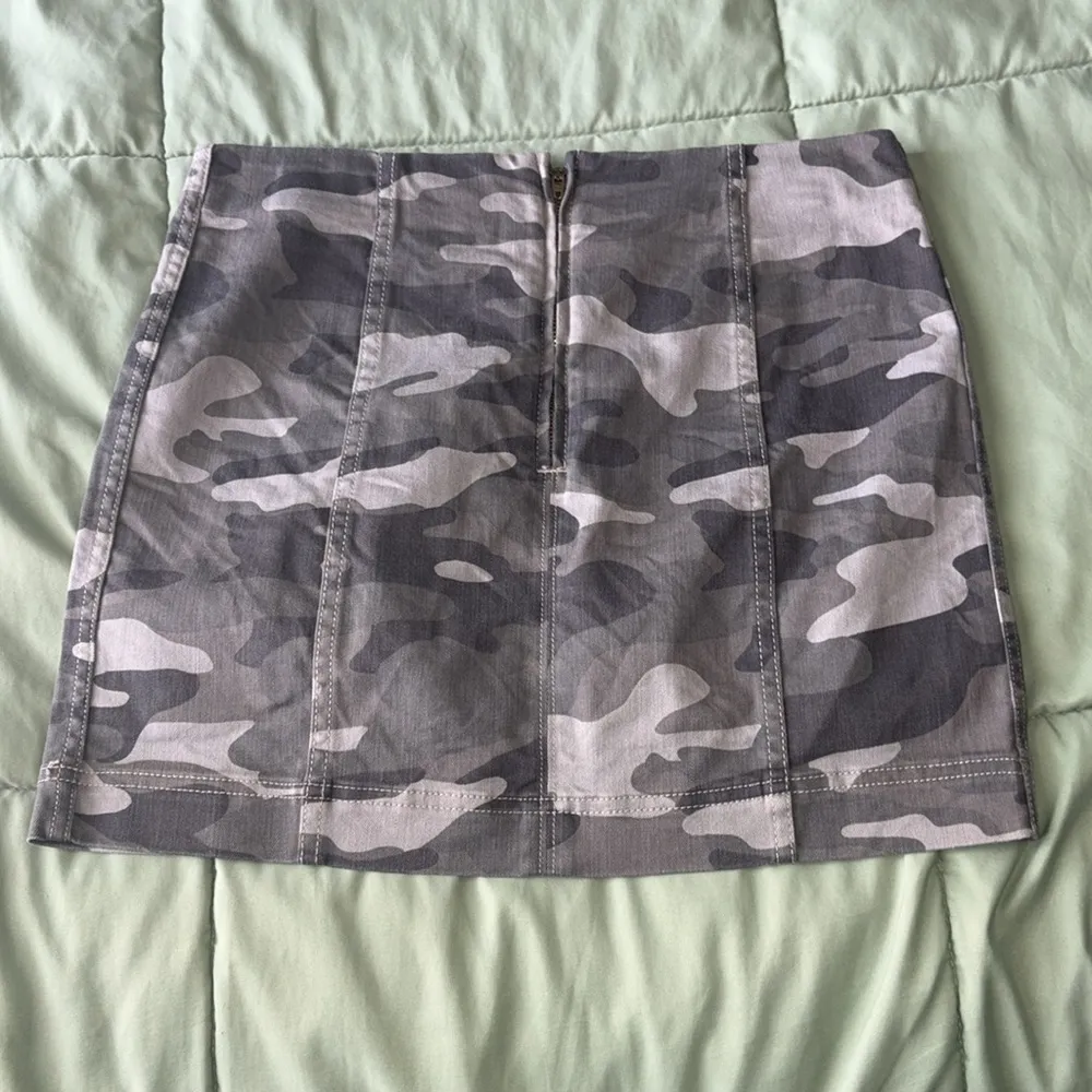Jolt camo skirt - Image 2