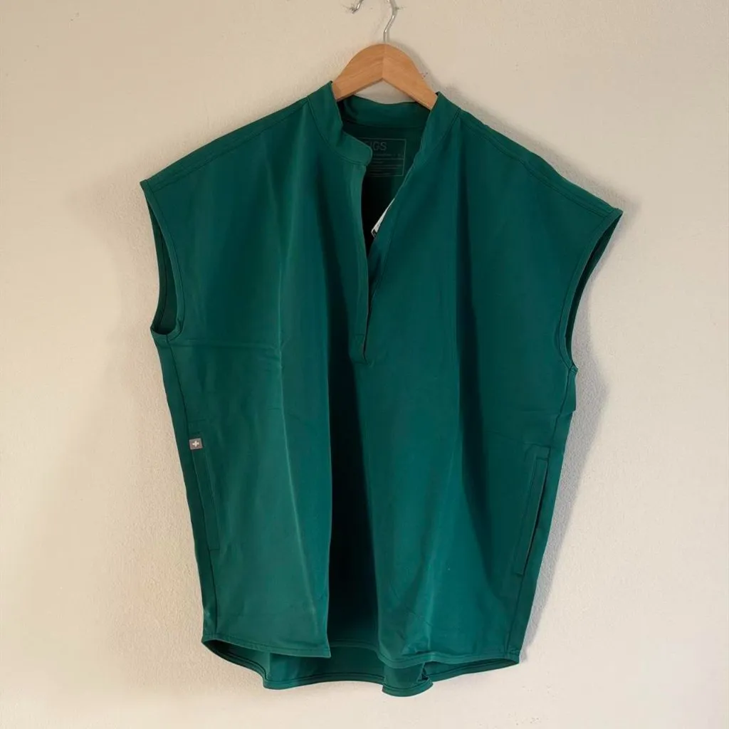 Figs Rafaela Oversized Scrub Top in Hunter Green, Size Large - Image 6