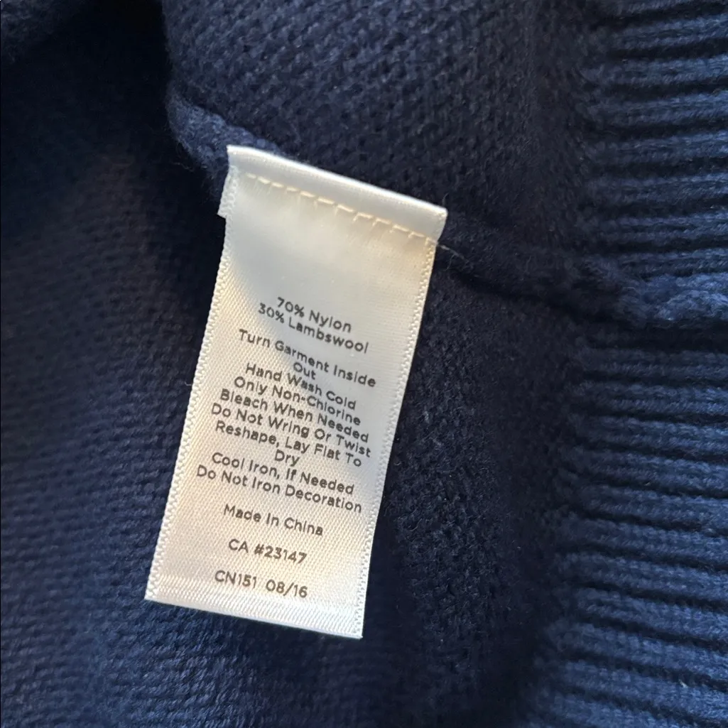 Talbots Navy and Green Patterned Sweater Size MP - Image 5