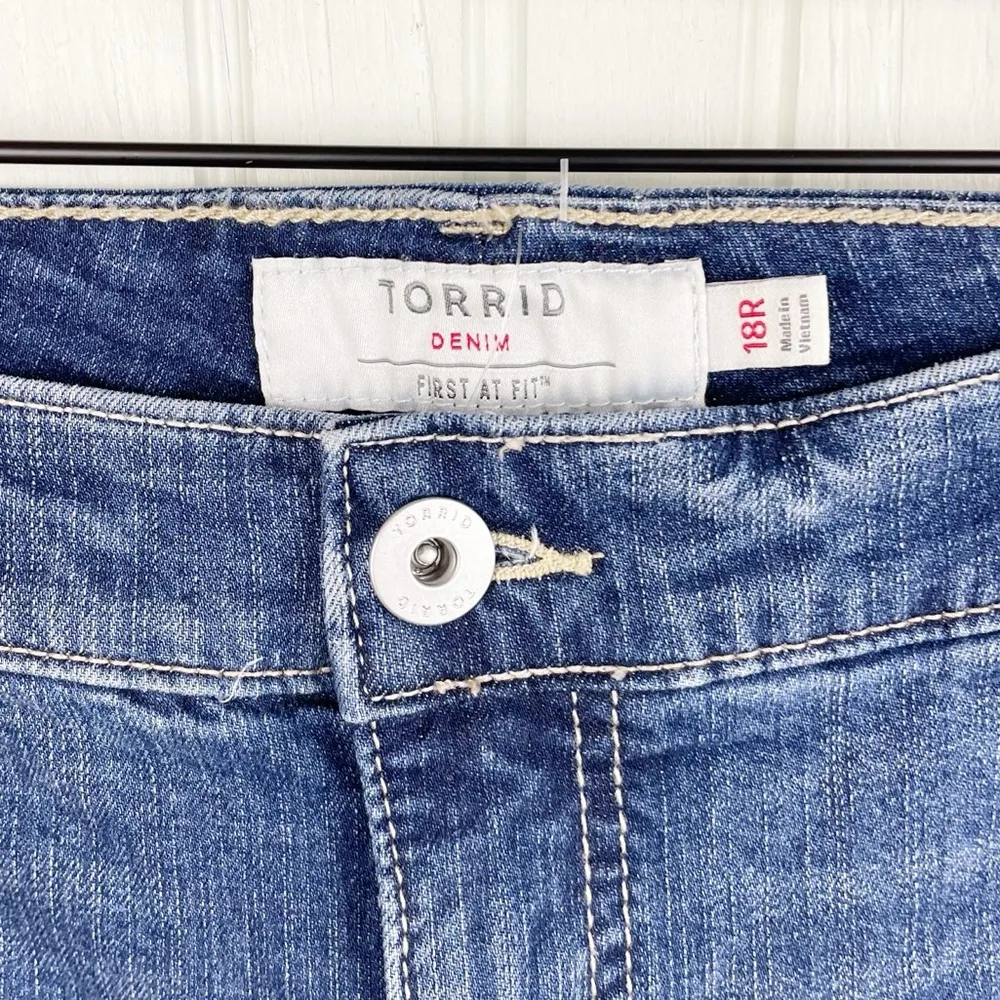 Torrid Slim Boot Jean Vintage Stretch Medium Wash Denim Women's Plus Size 18R - Image 5