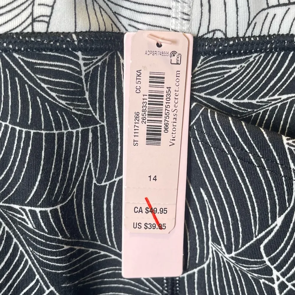 Victoria's Secret NWT Women's Flow on Point Black White Geometric Leggings Sz 14 - Image 4