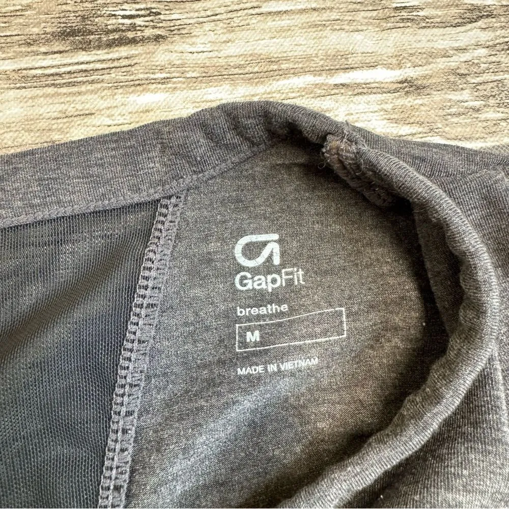 GAP GapFit Breathe Women's Athletic Shirt Dark Charcoal Grey Gray M Med Medium - Image 8