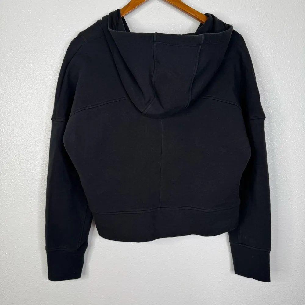 Calia Black Slightly Cropped Full Zip Jacket Size Medium - Image 2