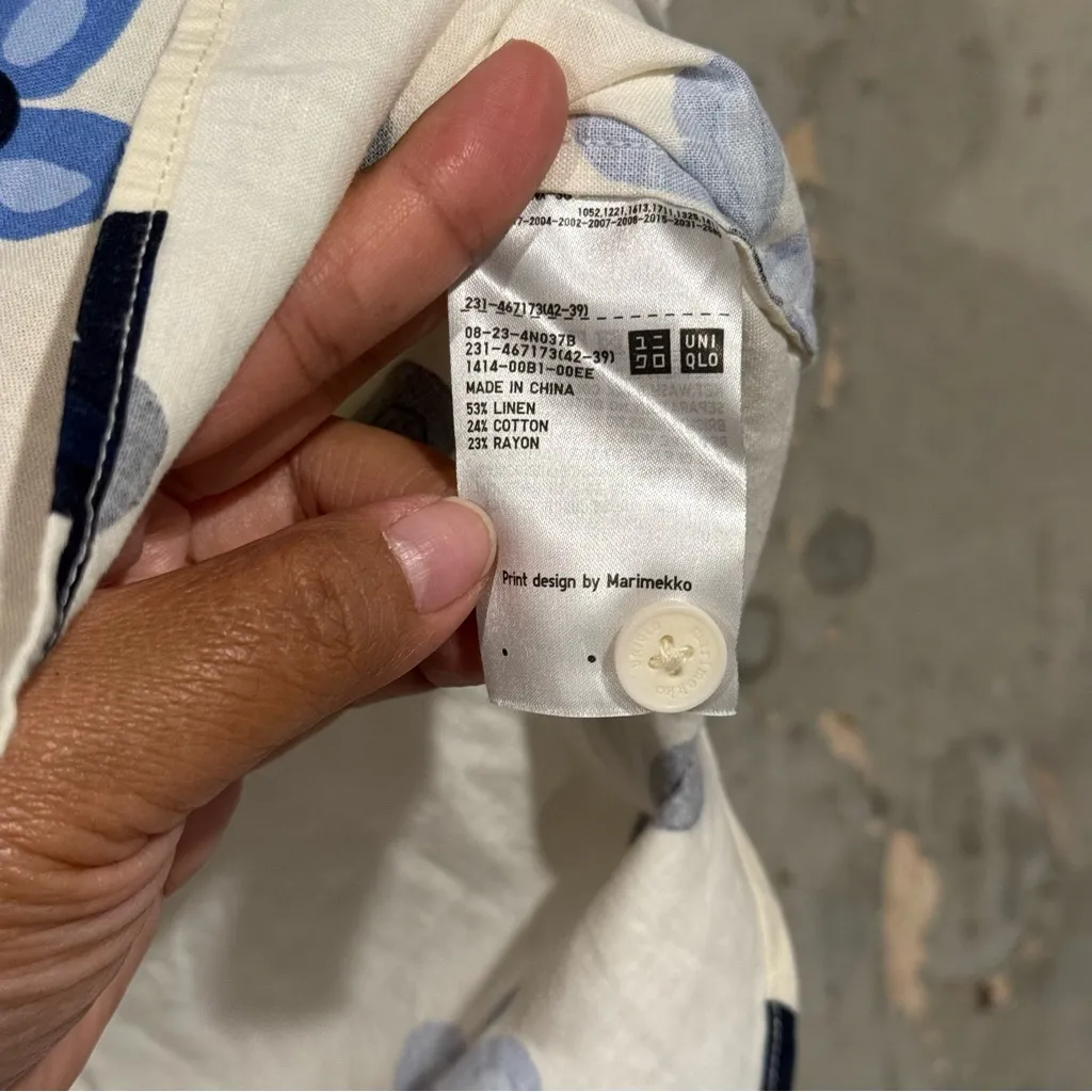 Uniqlo x Marimekko NWT Women’s Size Medium Floral Linen Blend Button Up Shirt Blue - Image 5