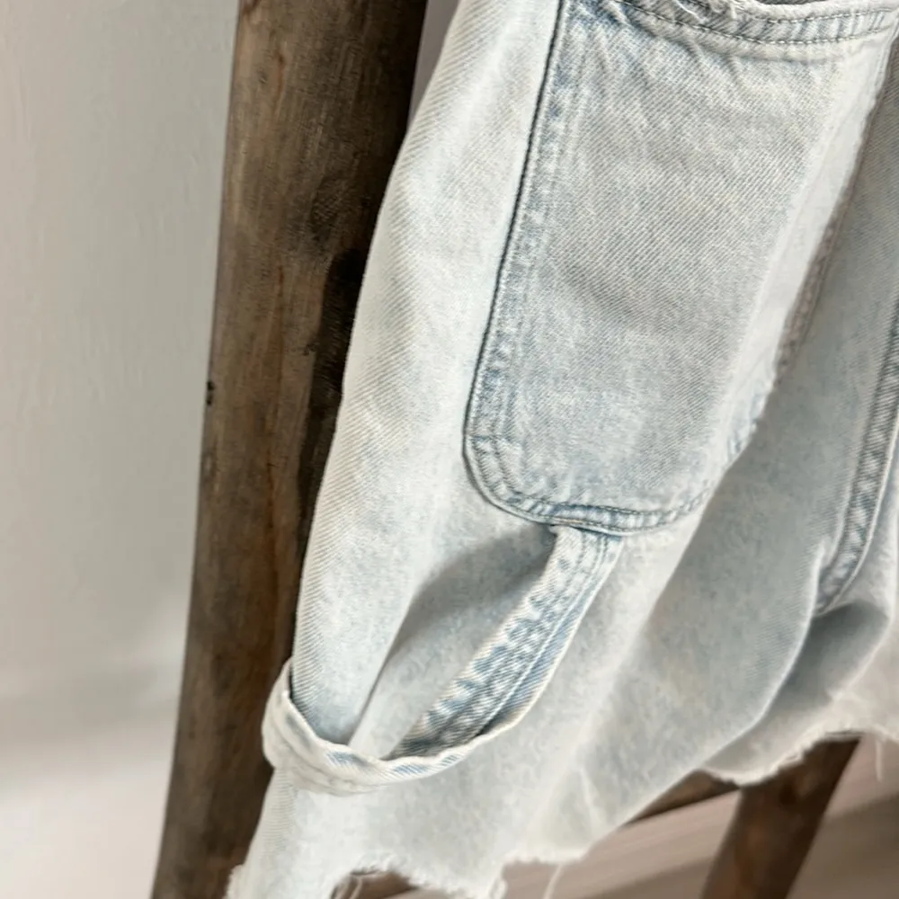 NWOT  light wash denim blue boho high rise 90’s overall Shorts size XS - Image 10