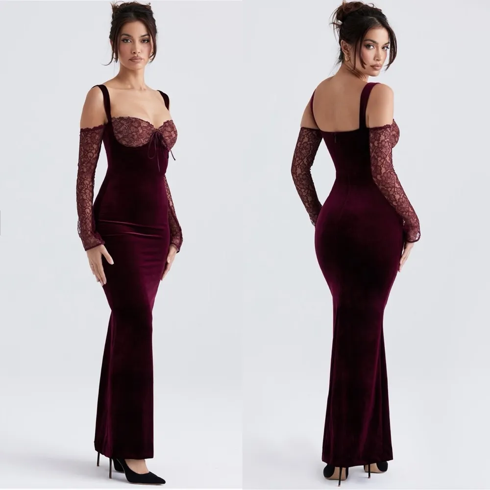 House of CB ‘Ivy’ Black Cherry Velvet Gown NWT size XS Plus‎ Cup - Image 2