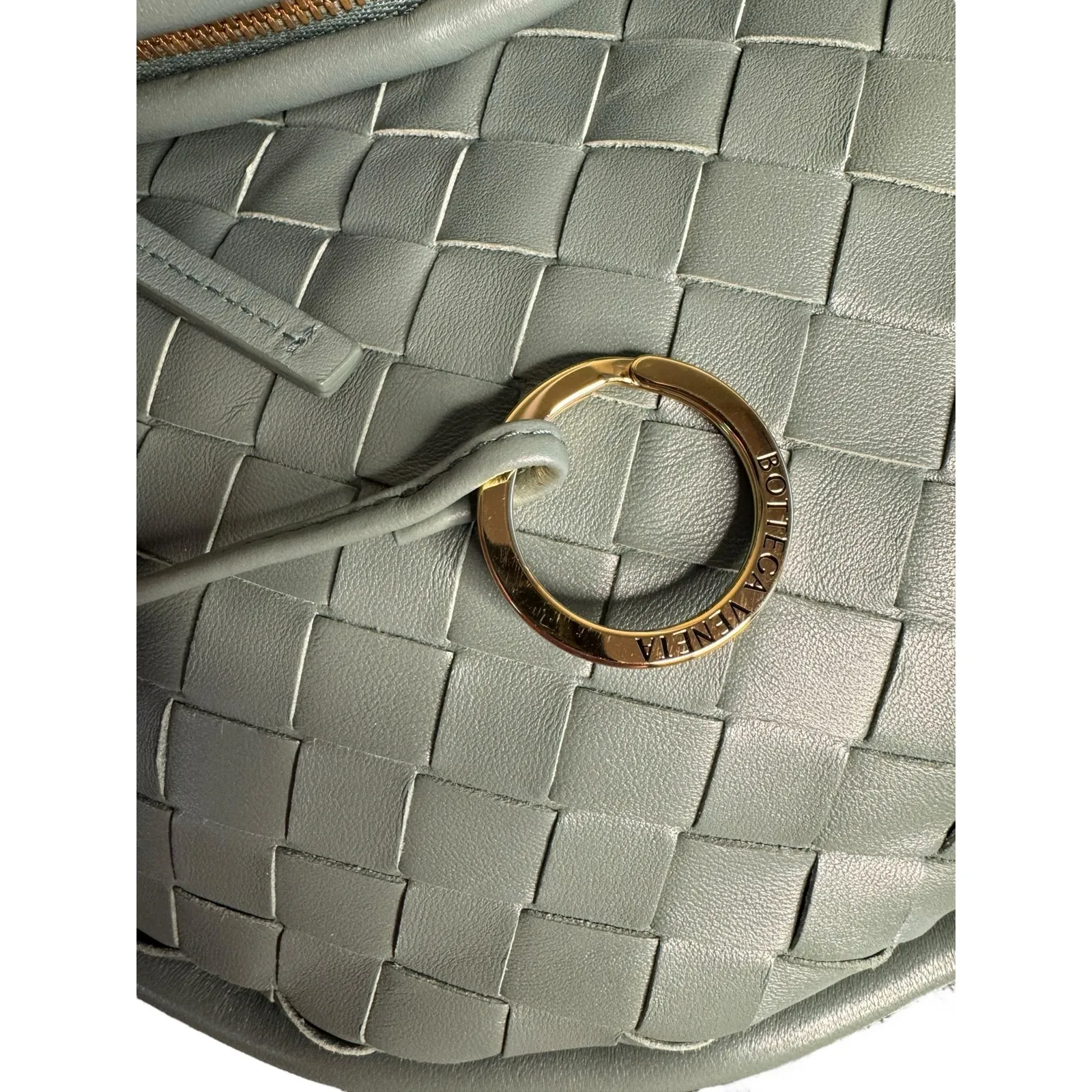 Bottega Veneta NWT Medium Gemelli Intrecciato Leather Bog in Aloe - Image 5