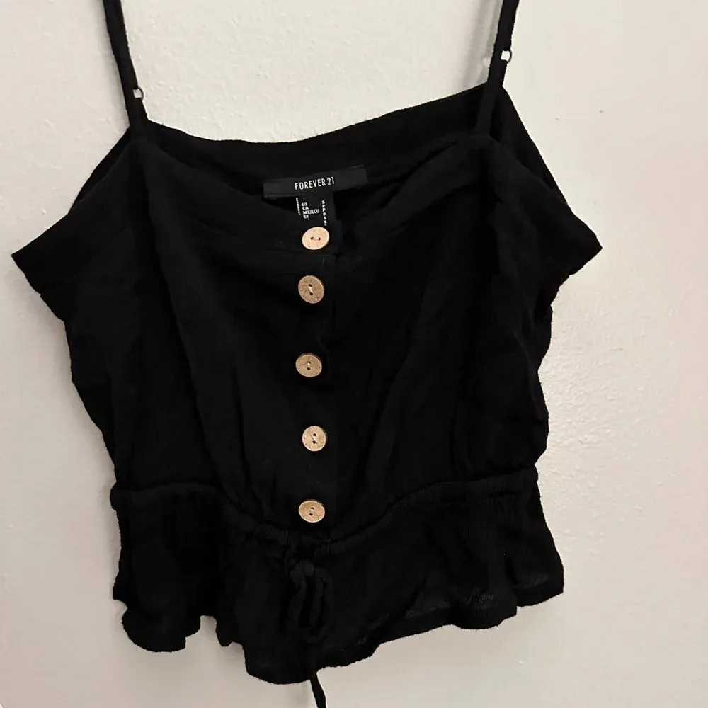 Forever 21 Women Black tie front button up‎ sleeveless cami crop top Small - Image 4