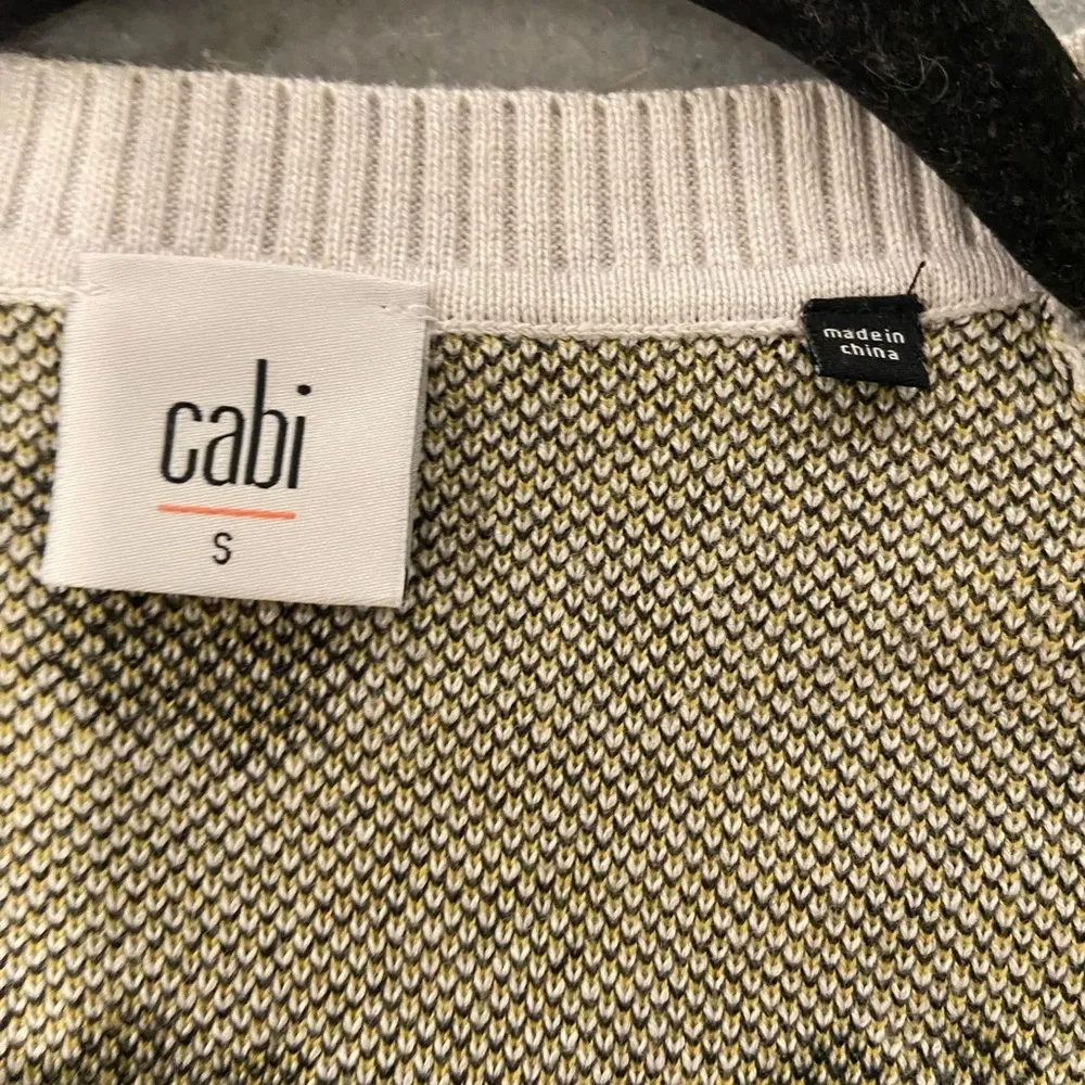 Cabi Kiki Leopard Print V Neck Button Front Knit Cardigan Gray Black Size S - Image 11