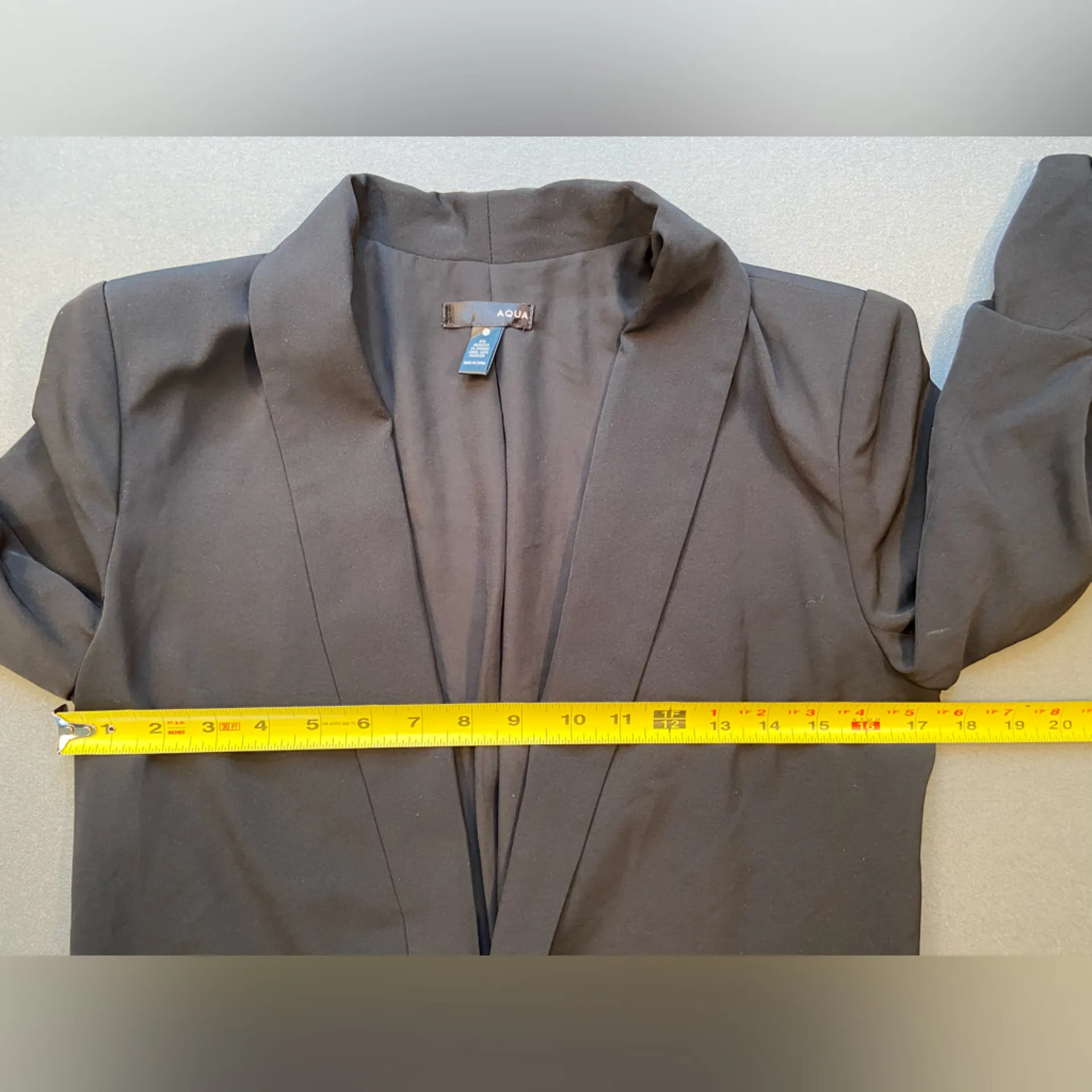 Aqua Women’s Black Jacket, ruched sleeves, open front, lined, size small‎ - Image 6