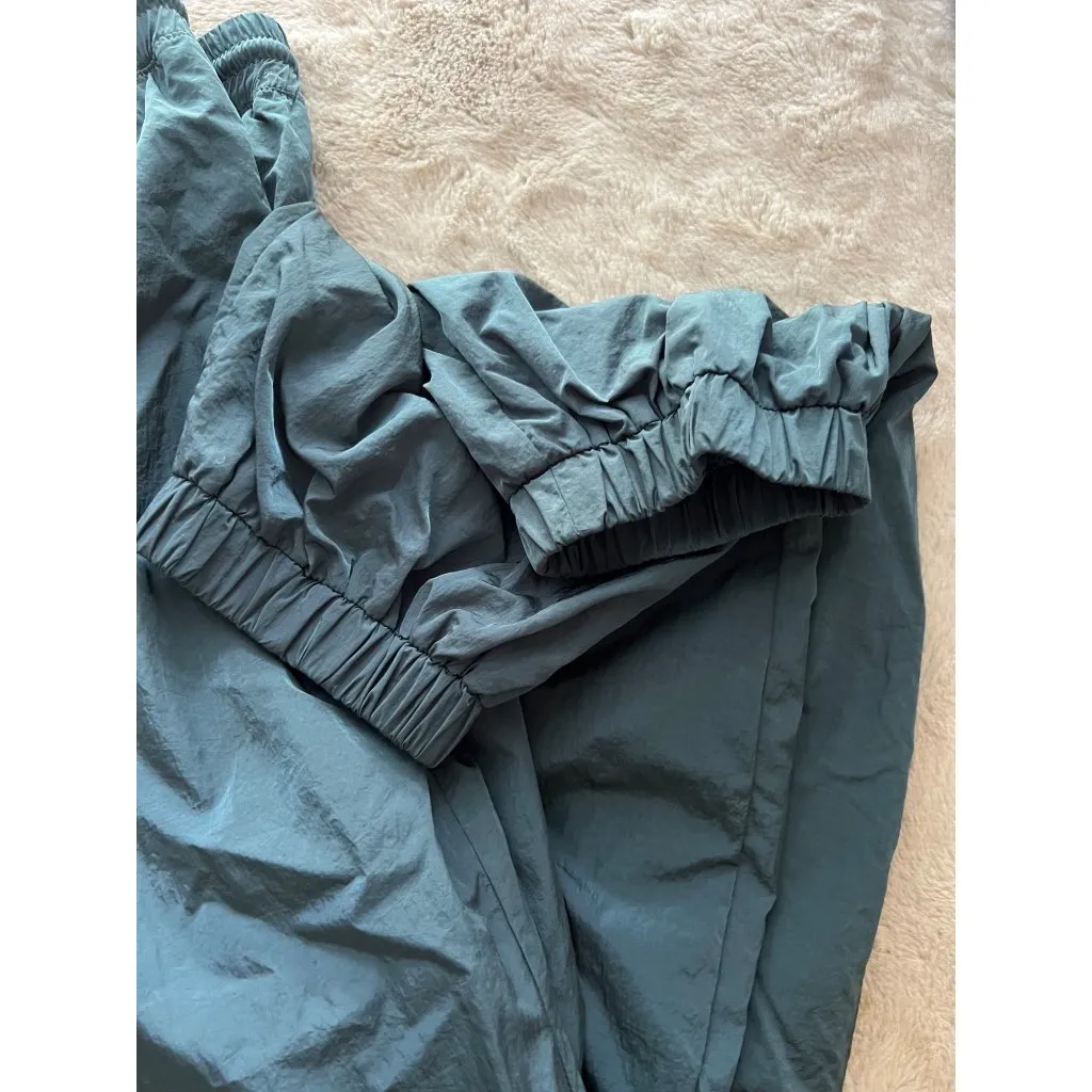 Good American Womens Windbreaker & Matching Pants Set Size 3 Dark Green Nylon - Image 16