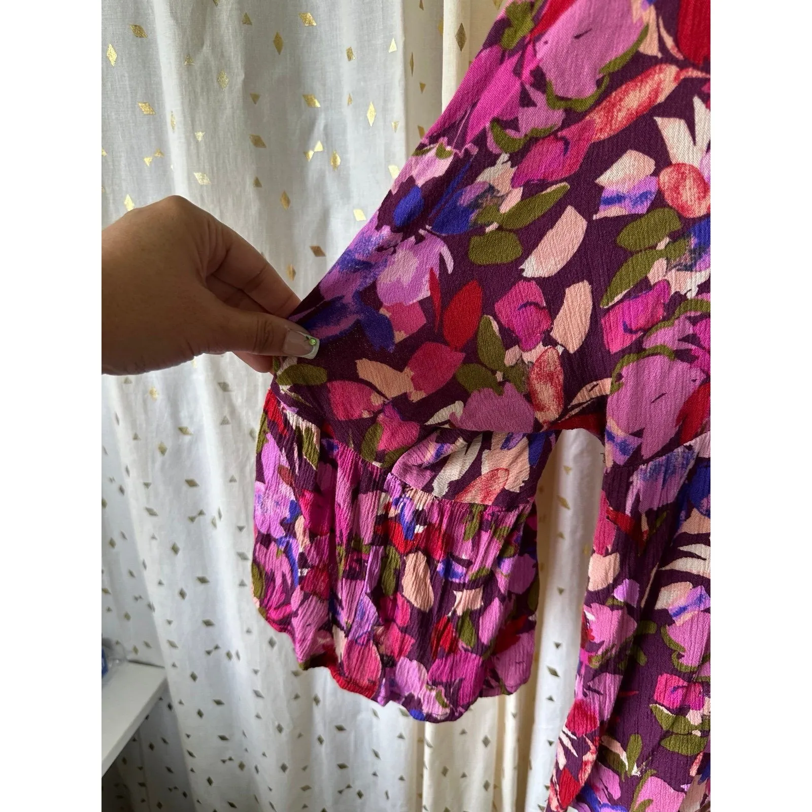 Andree By Unit All Over Watercolor Floral Bell Sleeves Empire Babydoll Blouse S - Image 3