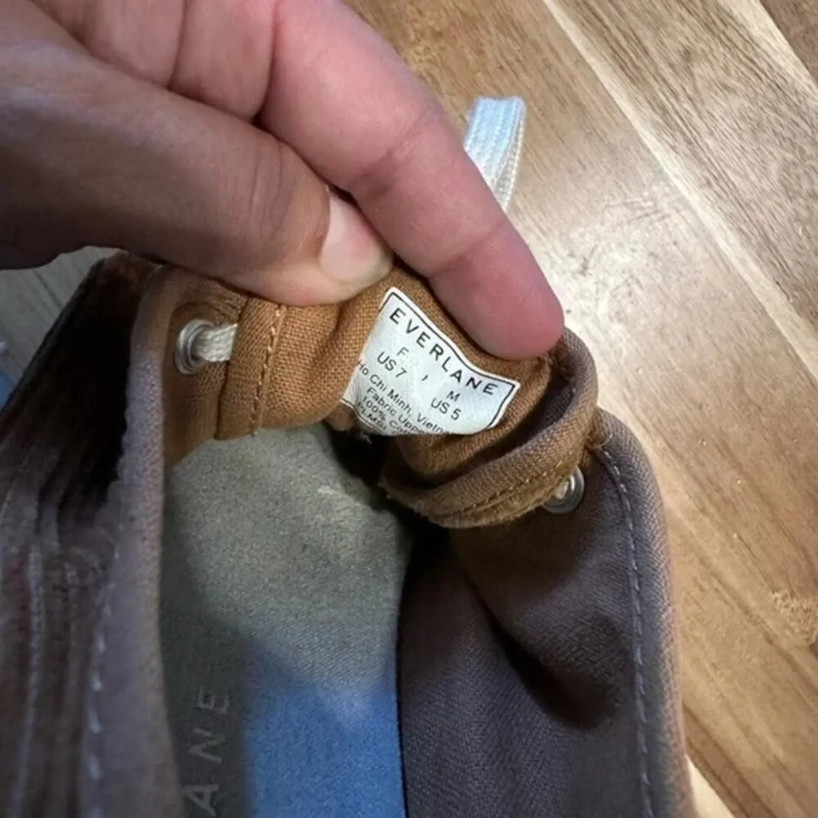 Everlane The Forever Sneaker – Brown – Unisex F7 M5 – Minimalist Style - Image 3