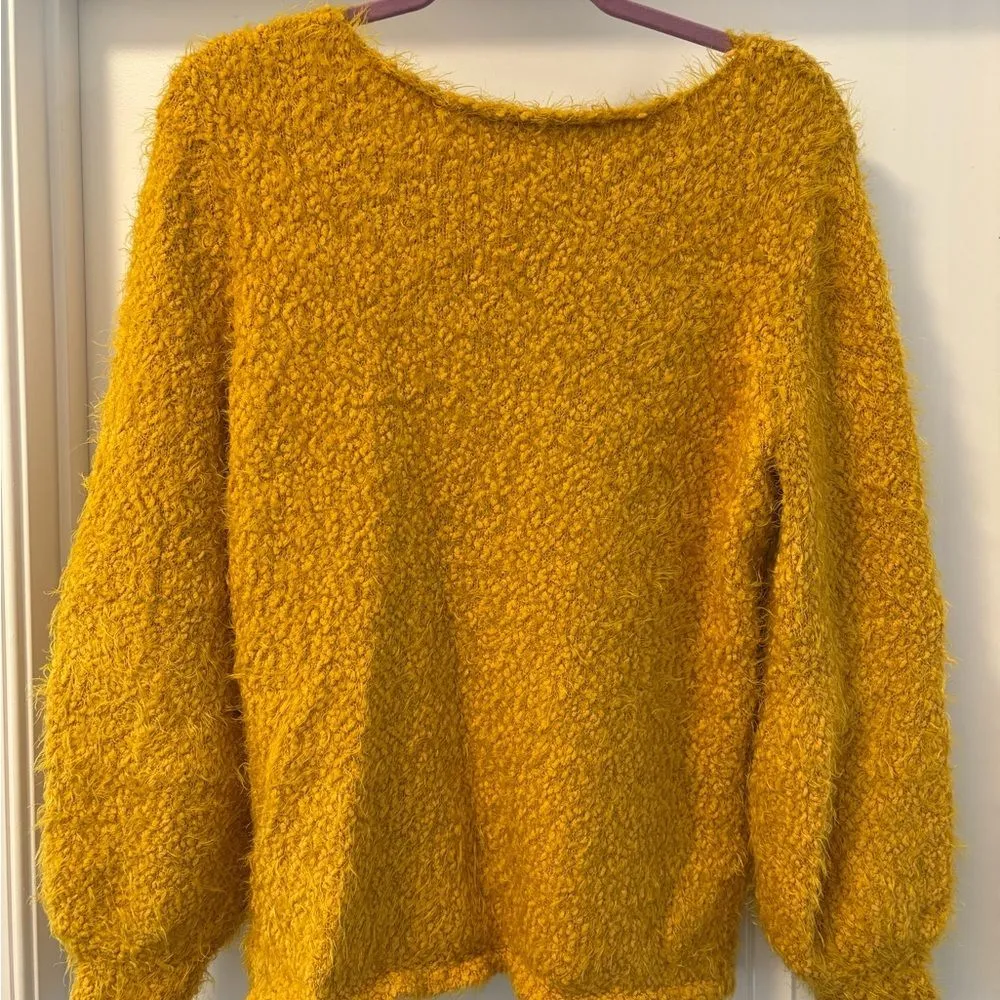 BB Dakota Debra Women's Boucle Mustard Fuzzy Sweater Size Small - Image 5