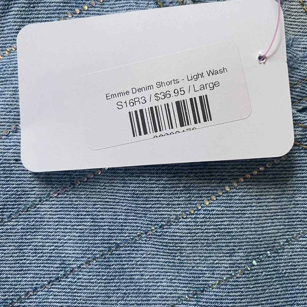 Twelve by Ontwelfth women's Large emmie denim light wash frayed sequin shorts - Image 11